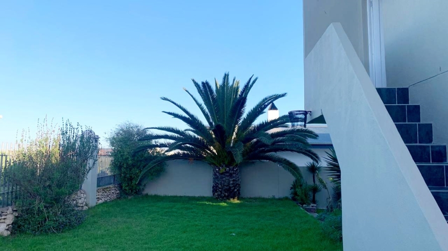 3 Bedroom Property for Sale in Sunset Estate Western Cape